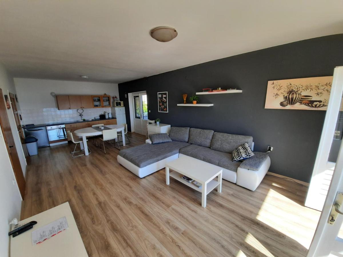 Sea View Nona Apartment Crikvenica Eksteriør billede